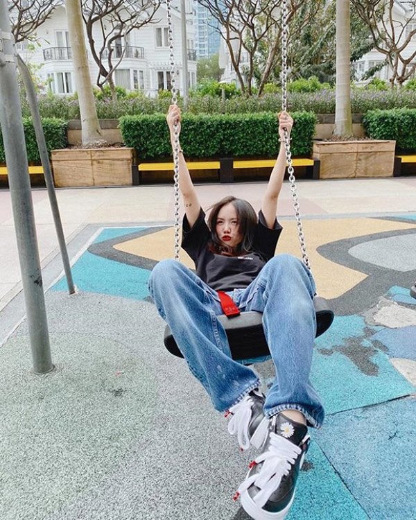 Văn Toàn cầu thủ chịu chơi nhất khi có thể chi 500 triệu sắm giày hoa cúc của G-Dragon-6