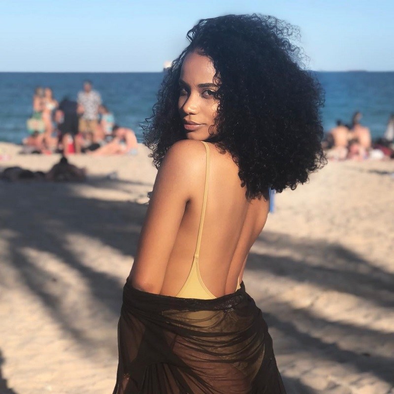 Vẻ đẹp quyến rũ hút mắt của người đẹp Jamaica vừa đăng quang Miss World 2019-2