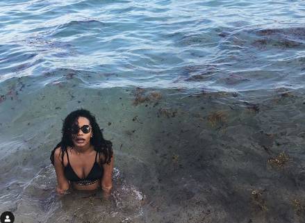 Vẻ đẹp quyến rũ hút mắt của người đẹp Jamaica vừa đăng quang Miss World 2019-3