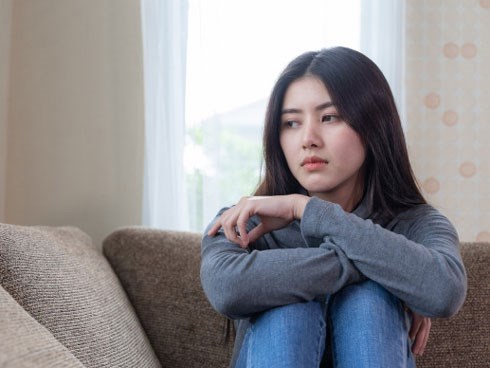 Bố chồng cho tôi sổ tiết kiệm 1 tỷ và đề nghị: “Con hãy ra khỏi ngôi nhà này và đi tìm hạnh phúc mới”