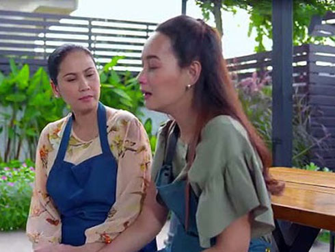 Mẹ chồng đang chì chiết nàng dâu ăn bám thì sững người nghe thông báo: Sang tháng con mua tặng chồng con chiếc xe hơi, mẹ ăn mừng với chúng con-3