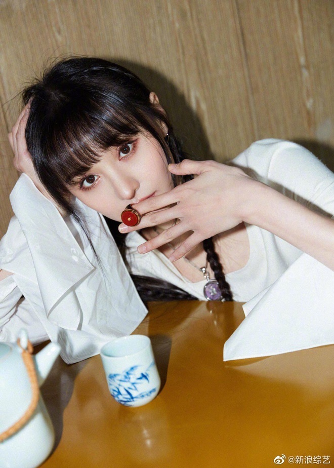 Nhan sắc ngày càng thăng hạng của Trịnh Sảng-6