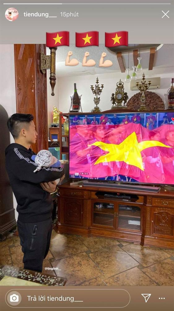 Bùi Tiến Dũng đích thị chồng quốc dân: Tắm rửa cho con đến tặng vợ xế hộp tiền tỷ, còn gì mà anh chưa làm nữa không anh?-7