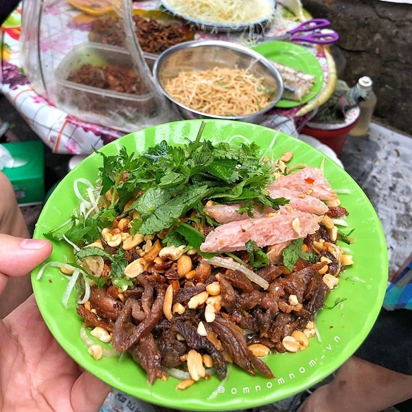 Phở tíu và 6 món ngon đường phố đáng thử ở ngõ chợ Đồng Xuân-6