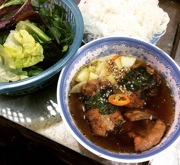 Phở tíu và 6 món ngon đường phố đáng thử ở ngõ chợ Đồng Xuân-8