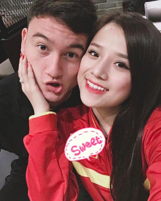 Hình ảnh nóng bỏng của nữ ca sĩ đã khiến thủ môn Lâm Tây yêu say đắm-2