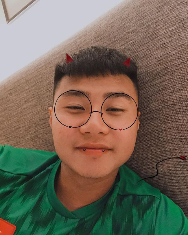 Thủ môn Văn Toản của U22 Việt Nam bị tố bắt cá hai tay, lộ tin nhắn thách thức người yêu cũ càng khiến dân mạng không ngờ-1