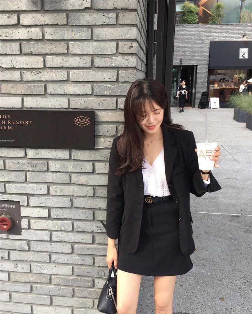 Trời chuyển ấm áp, chị em mau ôn lại 4 cách diện blazer sau cho thanh lịch và thời thượng hết phần người ta-13