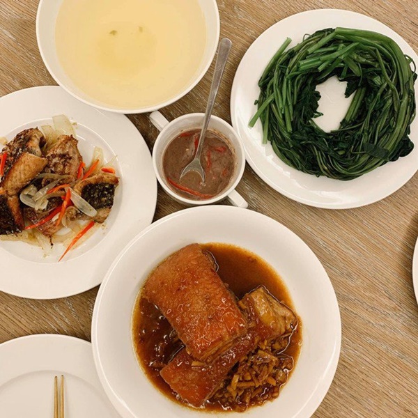 Khoe món ngon đẹp lạ chồng nấu, Phan Như Thảo: Cũng không có gì, chỉ là một bữa bình thường-16