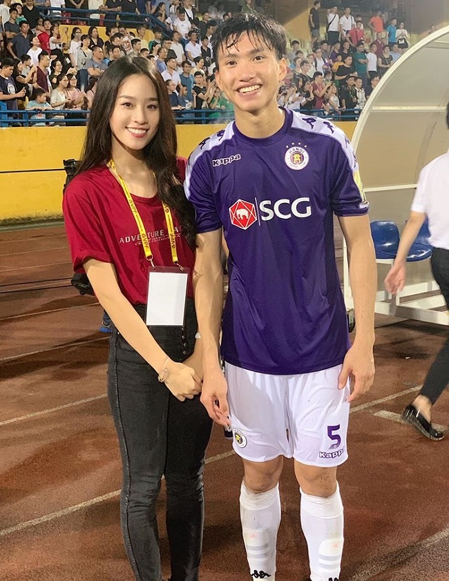 3 nhan sắc mới gây bão ở VTV đều thi hoa hậu, ngoài đời mặc gợi cảm hơn lên sóng-9