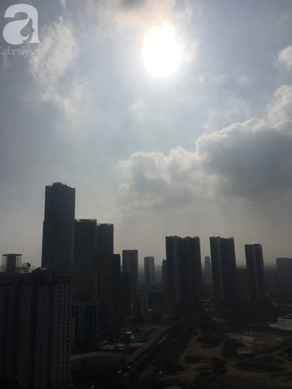 Hình ảnh chân thực về không khí Hà Nội dù trời hửng nắng-5