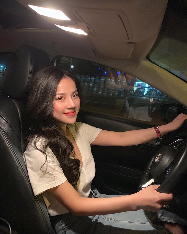 Tưởng khờ khờ nhưng hóa ra trước Yến Xuân, thủ thành Lâm Tây U23 Việt Nam còn có bạn gái cũ là nữ ca sĩ 9X xinh như mộng-10