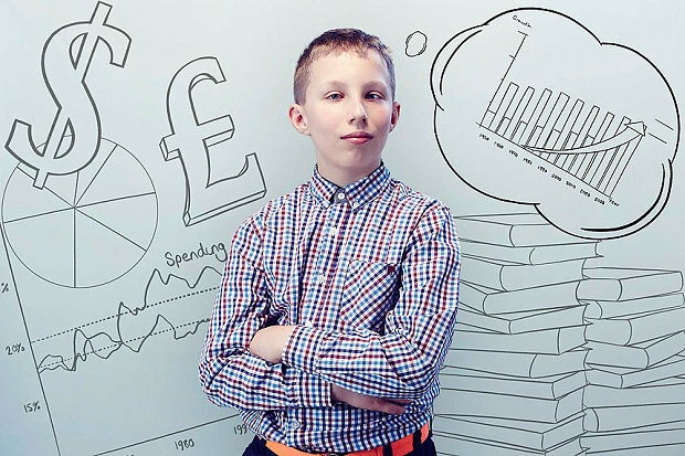 Sở hữu IQ 162, cao hơn cả Albert Einstein nhưng cậu bé này suýt bị phá bỏ lúc mẹ mang thai vì 1 lý do khó tin-1