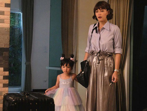 Tết Dương lịch chồng biếu bố mẹ đẻ chục triệu nhưng lại lờ tịt nhà ngoại, vợ điềm nhiên không thắc mắc song âm thầm ra tay xử đẹp khiến anh vừa choáng vừa nể-3