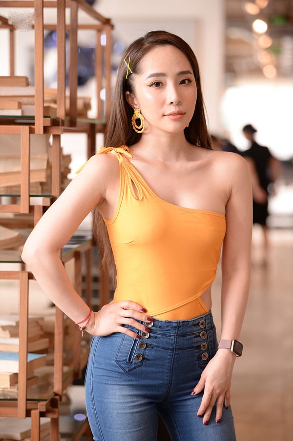 Chán diện váy áo quyến rũ, Quỳnh Nga giờ chuyển sang khoe dáng nuột nà với bodysuit-10