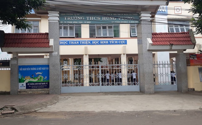 Nữ sinh bị dâm ô suốt 2 giờ trong nhà vệ sinh, nhà trường nhận lỗi-1