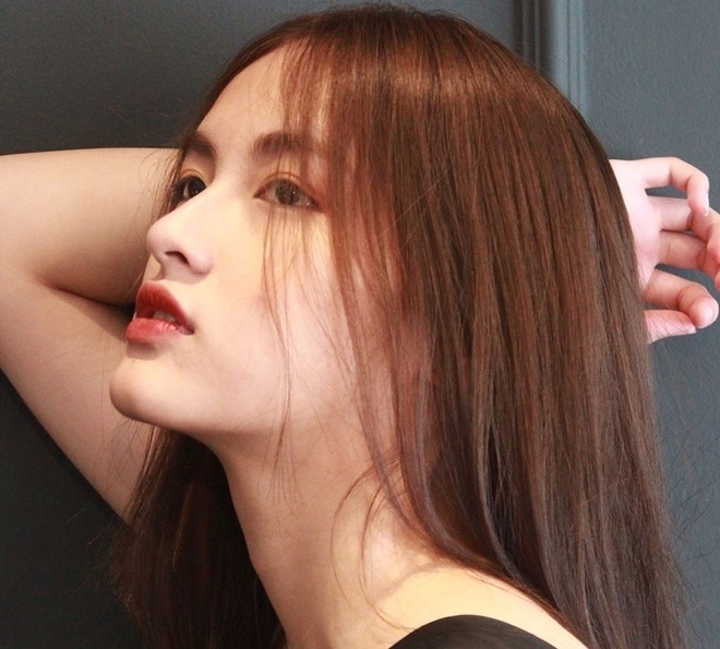 Tân hoa khôi ĐH Ngoại thương giỏi toán cao cấp-6