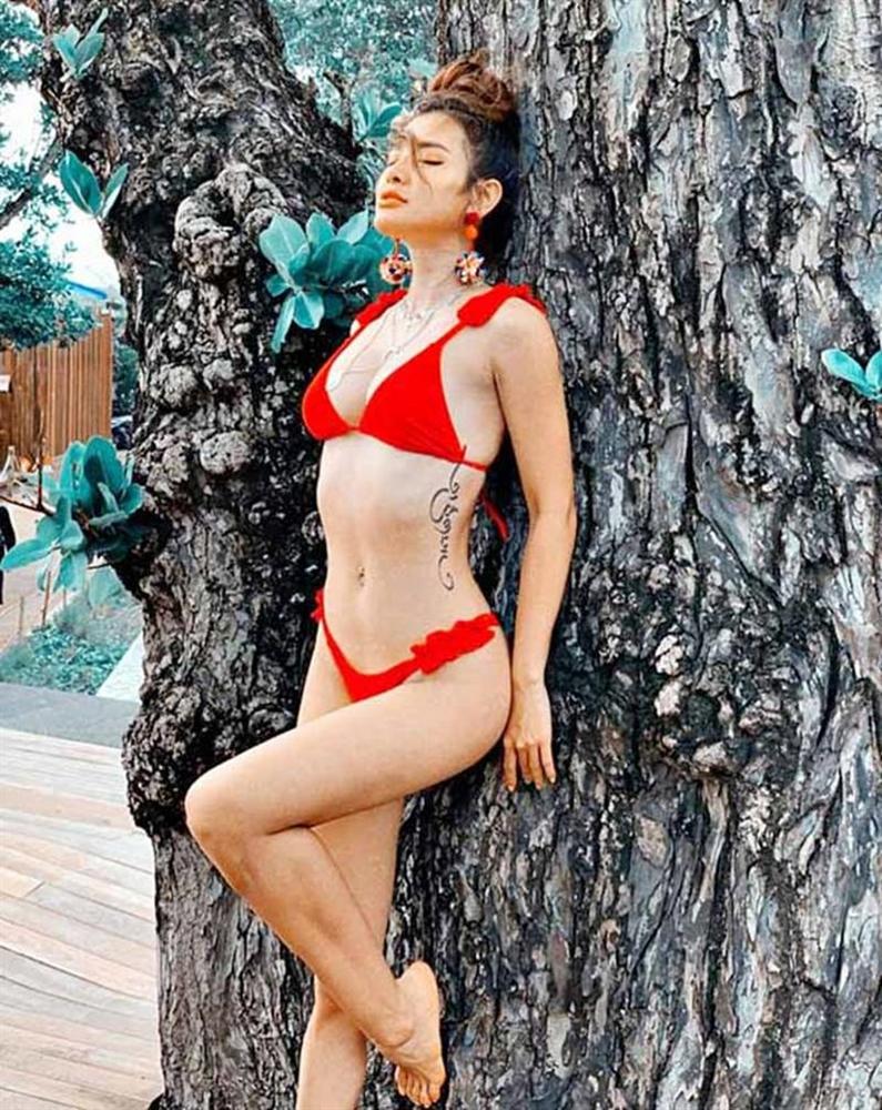Mỹ nhân chỉ yêu người kiếm 100 triệu/tháng mặc bikini dây đan chéo ngực gây nhức mắt-6