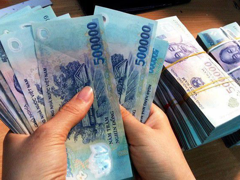 Thưởng tết 1 lô giày vải tồn kho, nỗi ám ảnh 20 năm-2