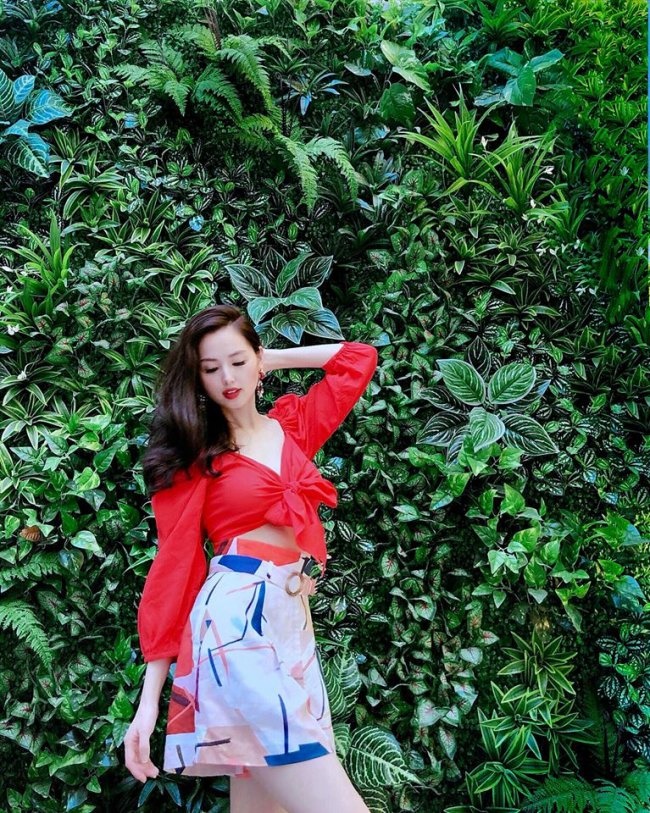 Dàn hot girl đời đầu ở ngưỡng tuổi 30: Người có nhà 100 tỷ, kẻ tài sản triệu đô-19