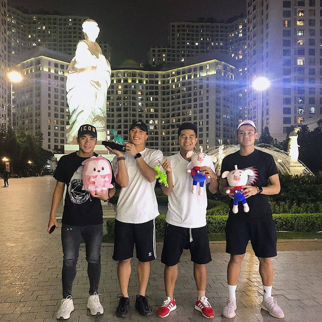 Không phải Quang Hải, Duy Mạnh hay Văn Hậu, đây mới là cầu thủ Việt có Instagram hot nhất hiện tại!-4