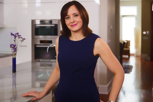 Con đấm bạn cùng lớp, mẹ nghe xong câu chuyện liền dẫn đi ăn kem, nhiều phụ huynh gật gù: Khen thưởng là đúng!-4