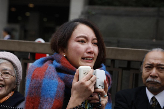 Vụ nữ nhà báo bị cấp trên tấn công tình dục chấn động Nhật Bản: Nạn nhân được bồi thường 700 triệu đồng, bật khóc vì vui mừng trước tòa-3