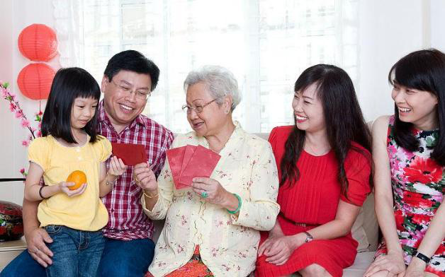 Chưa đến Tết mẹ chồng đã rào về quê nội hết ngày mồng 3, con dâu sau 2 năm im lặng đã biết vùng lên một cách thành công rực rỡ-1