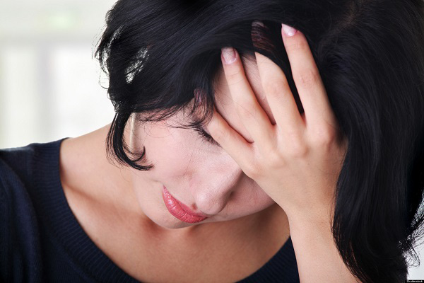 Thấy một người ăn xin nằm co ro trên vỉa hè, tôi xuống xe định cho ông vài đồng thì giật mình chết đứng khi nhìn rõ khuôn mặt ông và càng tê tái hơn khi nghe sự việc sau đó-1