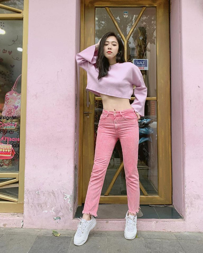 Đã 2 năm trôi qua, nữ sinh từng có vinh dự tặng hoa Tổng thống Donald Trump bây giờ ra sao?-12