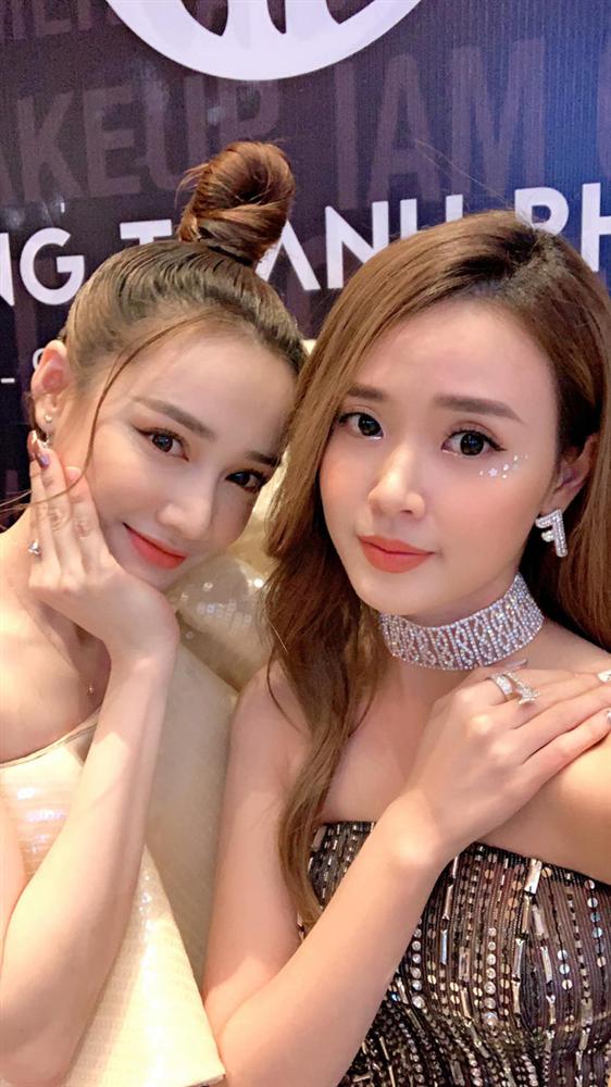 Midu và Nhã Phương hiếm hoi chung khung hình: 2 mỹ nhân Những thiên thần áo trắng lột xác ngoạn mục sau 10 năm-1