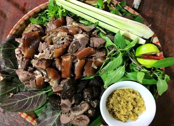 Văn Mai Hương phản đối gay gắt sản xuất thịt chó đóng hộp-1