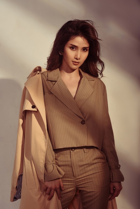 Thảo Trang lột xác với hình ảnh cá tính và sexy sau Tiếng sét trong mưa-4