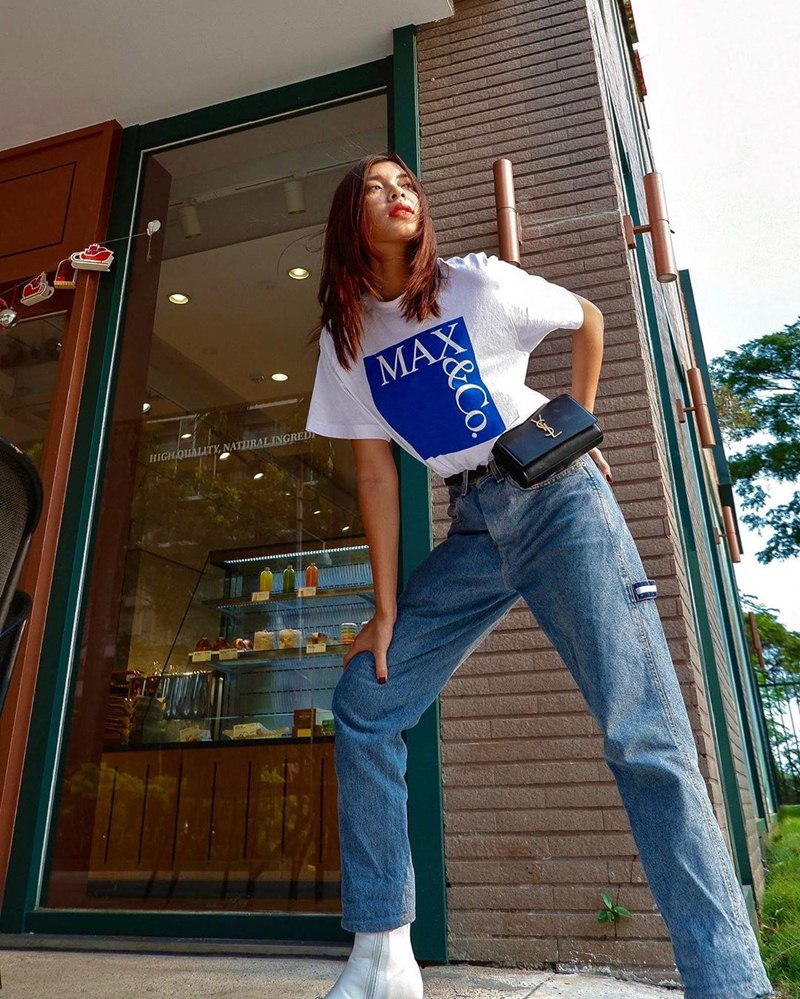 Diện váy bó, Thúy Vi lộ vòng 1 phẳng lì - Chi Pu sexy đến độ mặc áo chẳng khác nào nội y-4