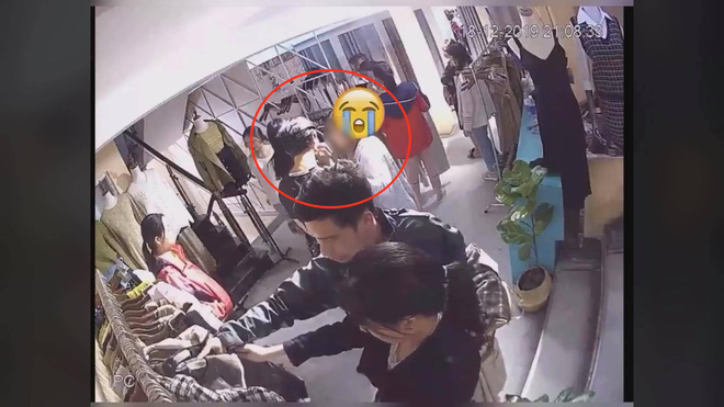 Câu chuyện nữ khách hàng vô tư dùng rèm cửa thay giấy vệ sinh và cái kết bốc mùi trong shop quần áo khiến tất cả đều lắc đầu ngán ngẩm-1