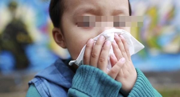 Trước dịch cúm đang hoành hành, chuyên gia tiết lộ dấu hiệu mắc bệnh cúm ở trẻ cần phải nhập viện ngay!-2