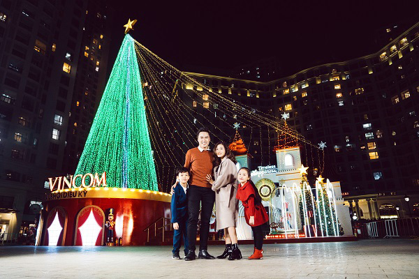 TTTM Vincom - điểm hẹn không thể bỏ qua mỗi mùa Giáng Sinh-8