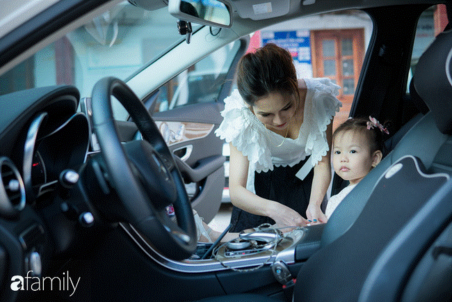 Mẹ đơn thân 31 tuổi với bản lĩnh biến sai lầm cuộc đời thành đúng: Vực lại cơ ngơi tiền tỷ sau đổ vỡ, chưa 1 lần mặc áo cưới vẫn hạnh phúc-3