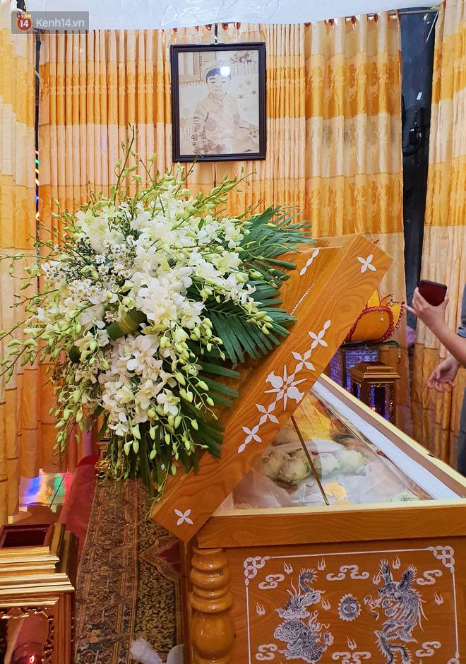 Đám tang đẫm nước mắt của chú lính chì Phạm Đức Lộc - hãy ngủ ngoan nhé, các cha các mẹ đã về với con rồi đây-13