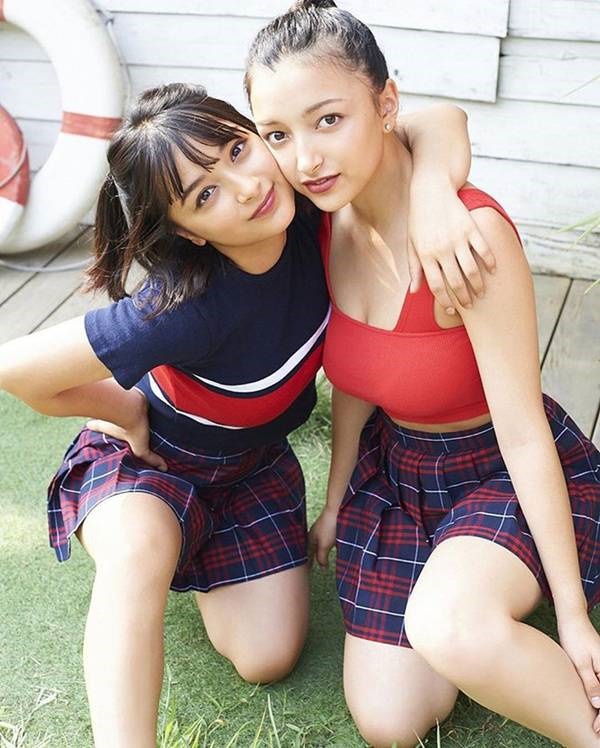 Cặp chị em lai Rumani Nhật Bản xinh đẹp như thiên thần-2