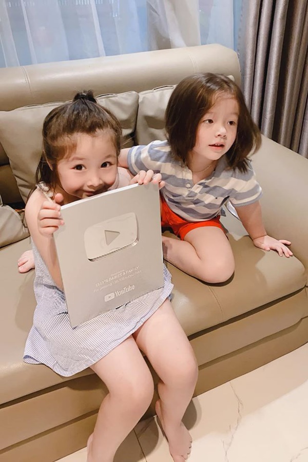 Bị trai lạ hỏi sỗ sàng: Em thích tư thế nào nhất, Elly Trần đáp trả mặn như muối nhưng cũng không quên xéo xắt lại-11