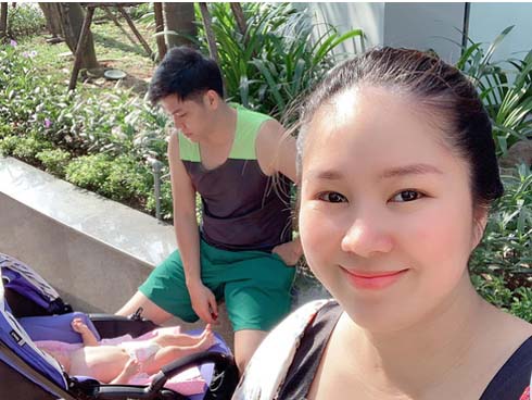 Lê Phương đăng ảnh người yêu cũ 8 năm và chồng thân thiết bên nhau-5