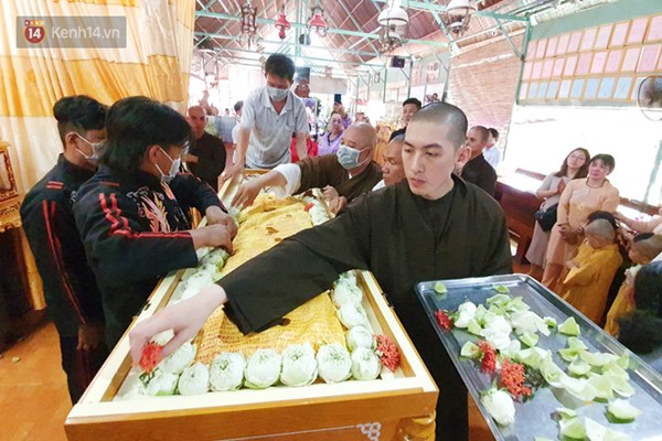 Sư phụ của chú lính chì Phạm Đức Lộc đau xót: Thầy nghĩ con đã chiến thắng sau 3 năm giành giật sự sống, nhưng con lại đột ngột ra đi-5