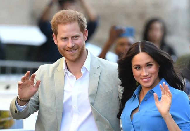 Tạm dừng nhiệm vụ hoàng gia trong 6 tuần, Meghan Markle vẫn không ngừng gây thị phi với hành động coi thường người dùng mạng-1