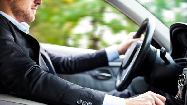 Đồng hồ ô tô báo quá nhiệt, phải làm sao?-11