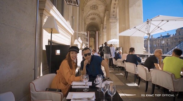 Vũ Khắc Tiệp và Ngọc Trinh đi hết 5 điểm sang chảnh nhất ở Paris: tiêu bao nhiêu tiền cho vừa?-1