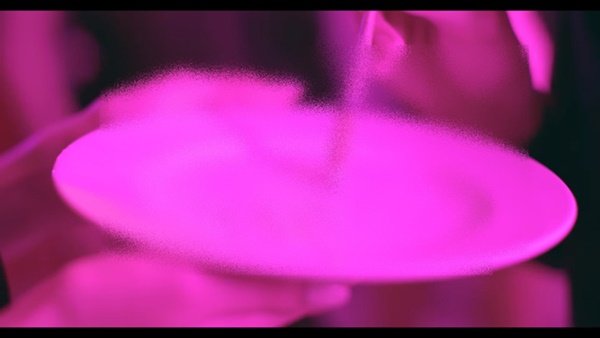 Bài hát mới ra của Duy Mạnh gây tranh cãi vì tái hiện việc sử dụng ma túy-4