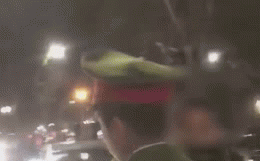 Người đàn ông say rượu gây tai nạn, khi bị CSGT giữ thì lè nhè chống đối: Tôi làm gì?-1