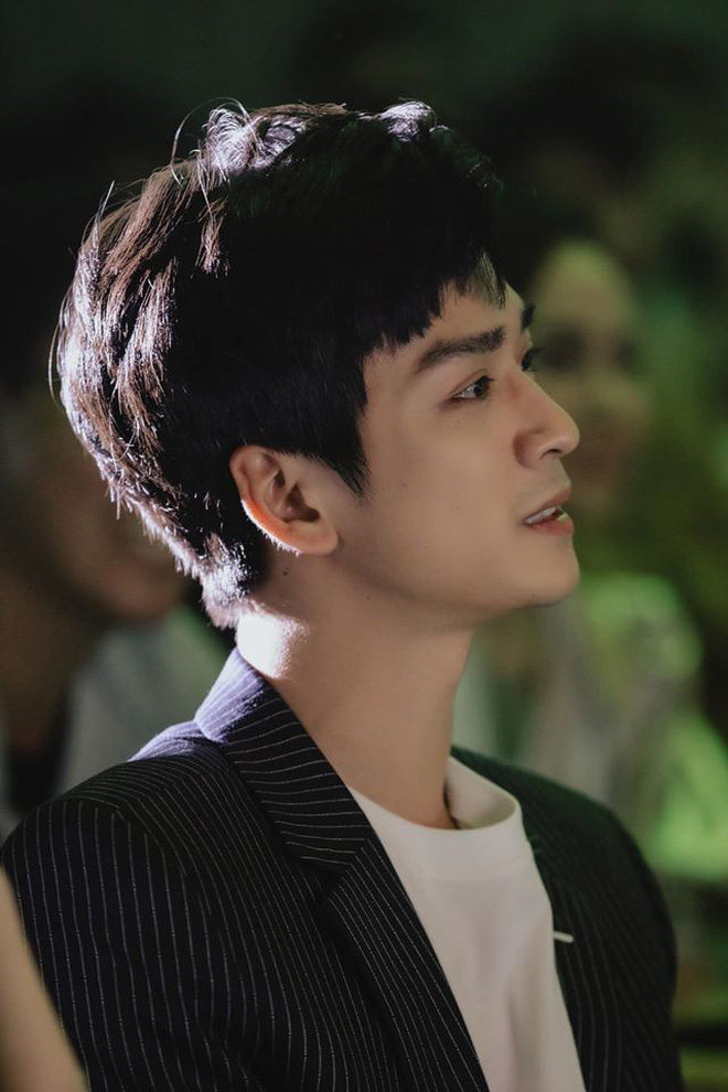 Loạt khoảnh khắc đời thường của dàn cast Mắt biếc: Không chỉ toàn trai xinh gái đẹp mà quan trọng là thần thái y như bước ra từ phim!-4