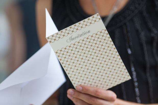 Văn hoá mời cưới thời 4.0: Chat sơ sài qua Facebook hoặc tag tên hàng chục người vào 1 tấm thiệp, đừng khiến khách cảm thấy bị mời!-3
